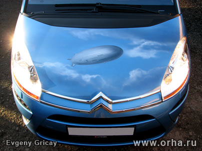 «Воздушный бой», автор Грицай Евгений